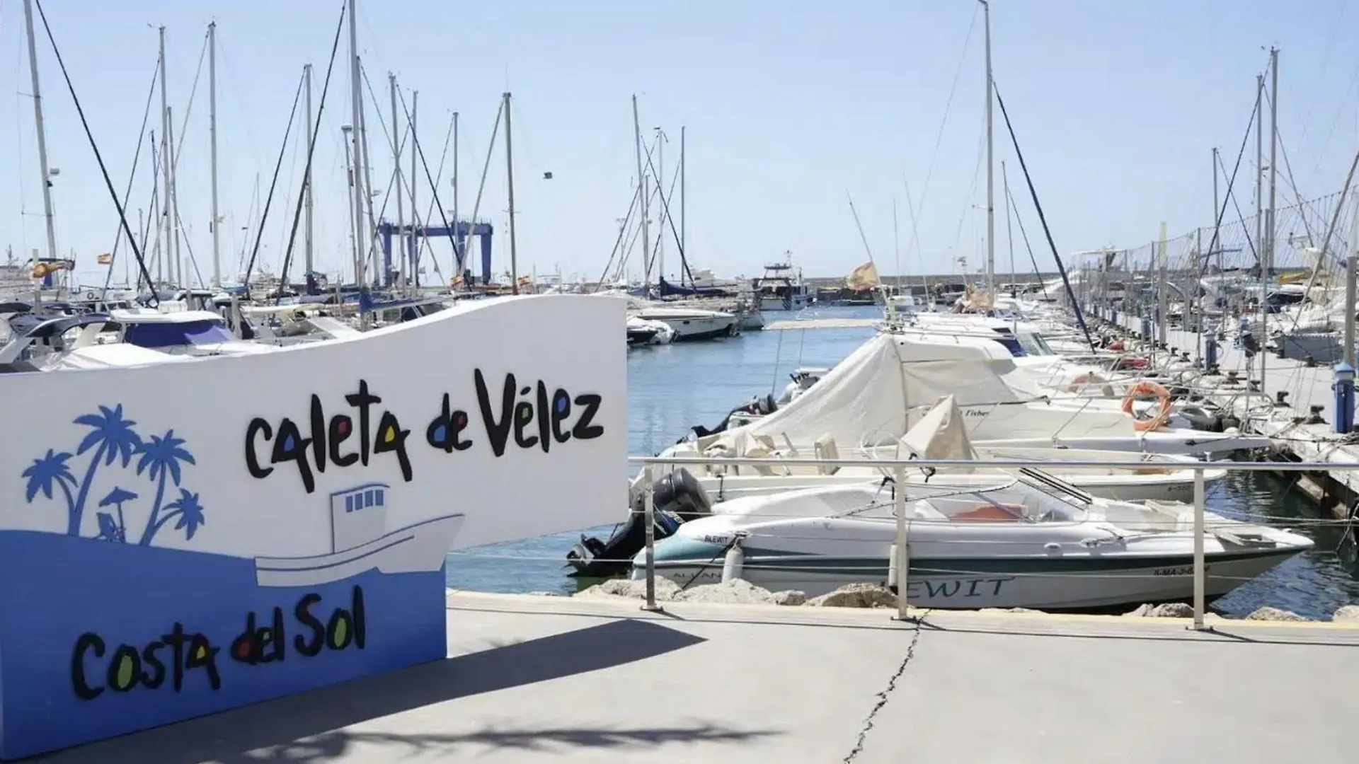 アパート Apartamento Brisas Del Puerto カレタ・デ・ベレス スペイン